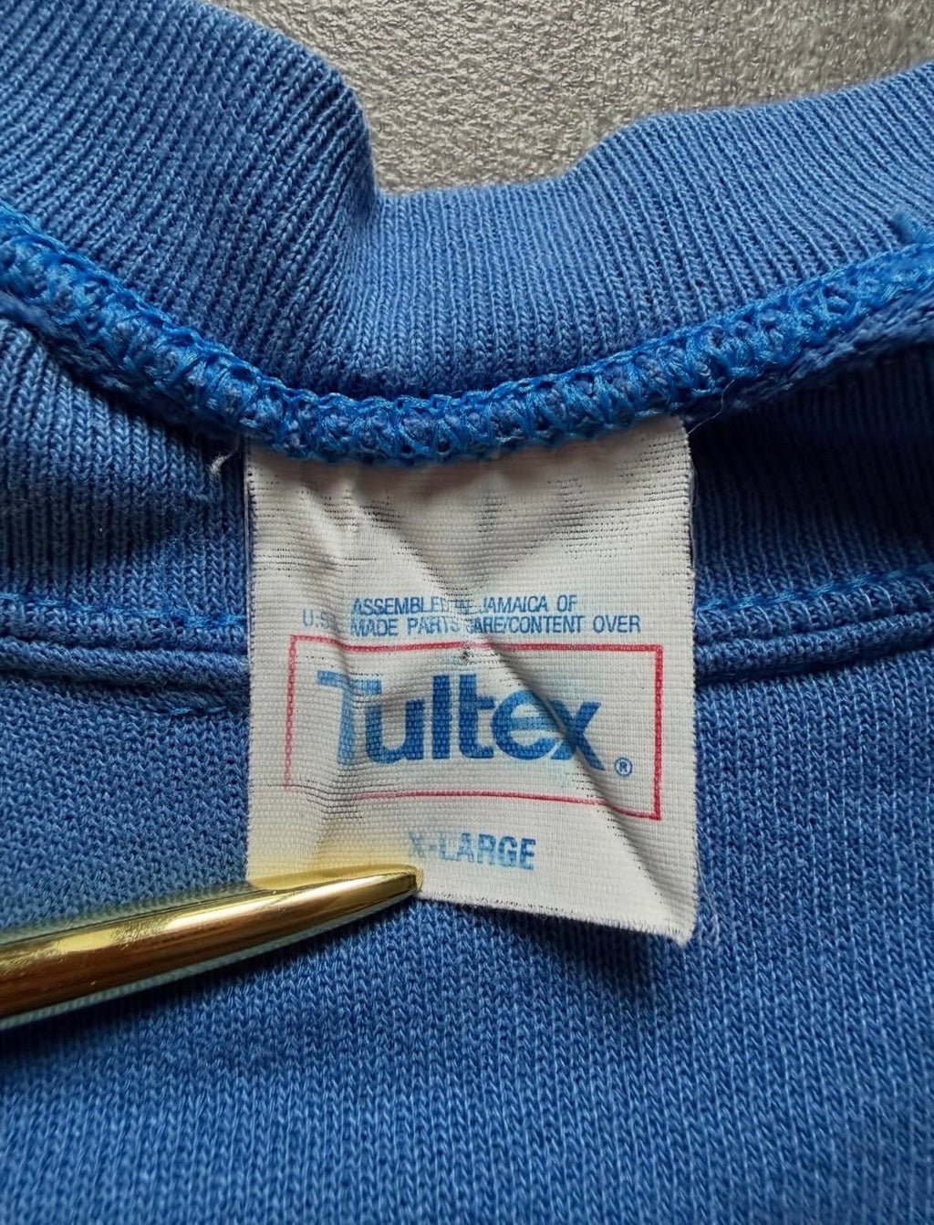 Charlie Brown 90s Peanuts Sweatshirt
